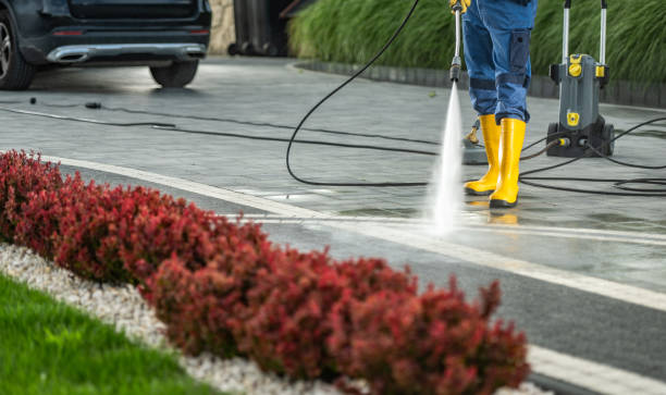 Best Window and Screen Pressure Cleaning in Howards Grove, WI